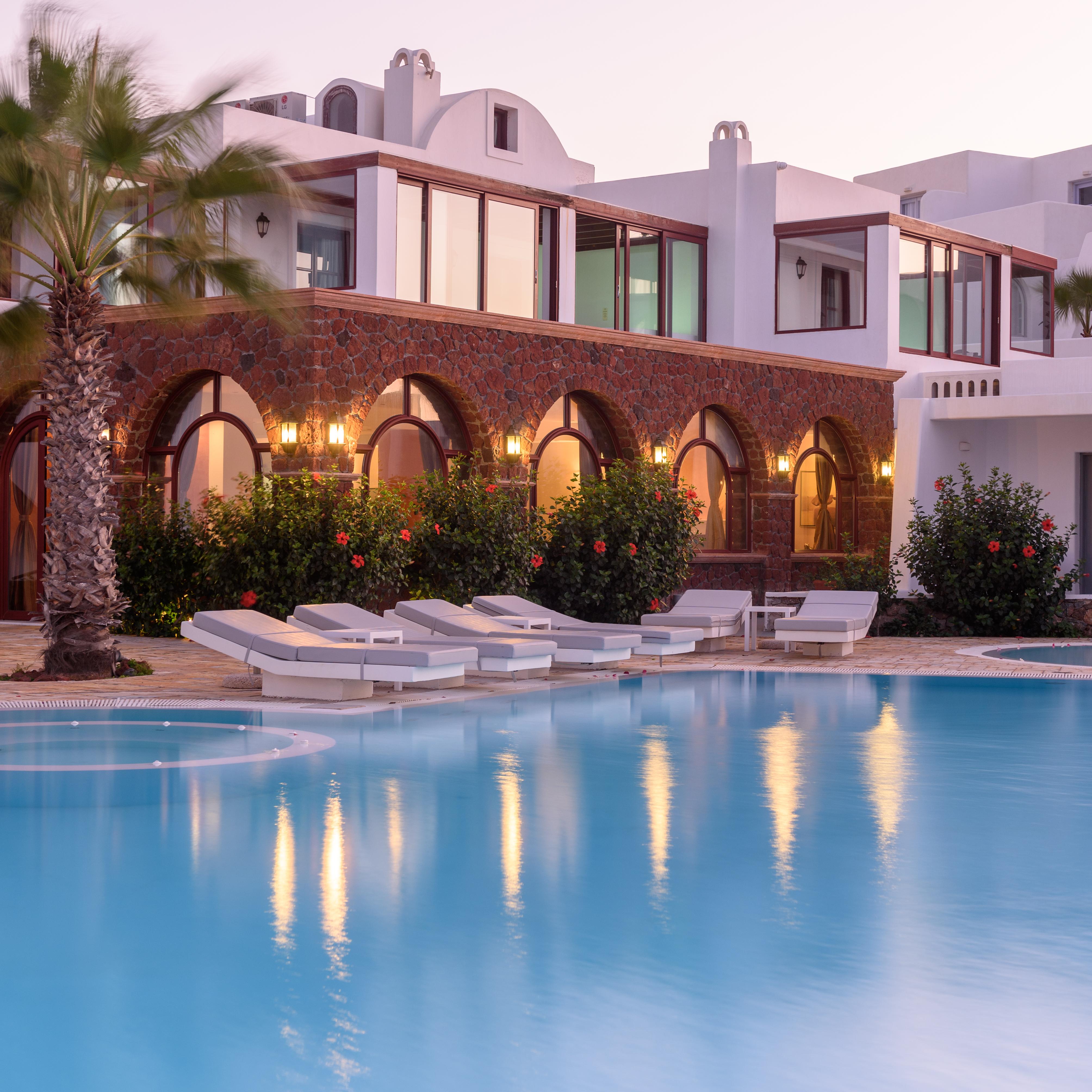Maison Des Lys - Luxury Suites Akrotírion 외부 사진
